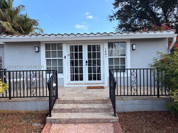Cleveland Terrace, Hollywood, Florida 33020, image 2