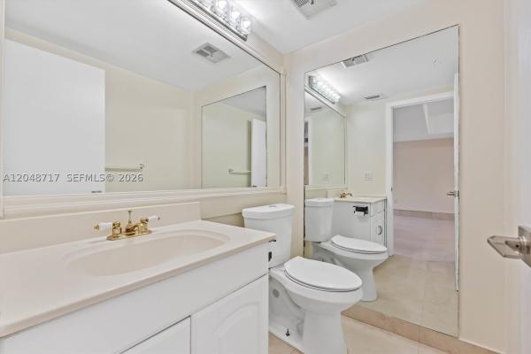 Casa Bella Villas, 2525 NE 135th St, North Miami, Florida 33181, image 2