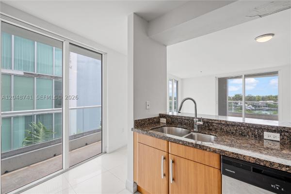 Casablanca Villas, 6362 Collins Ave #614, Miami Beach, Florida 33141, image 2