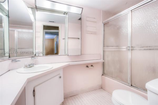 1501 NE 191st St #C106, Unincorporated Dade County, Florida 33179, image 3