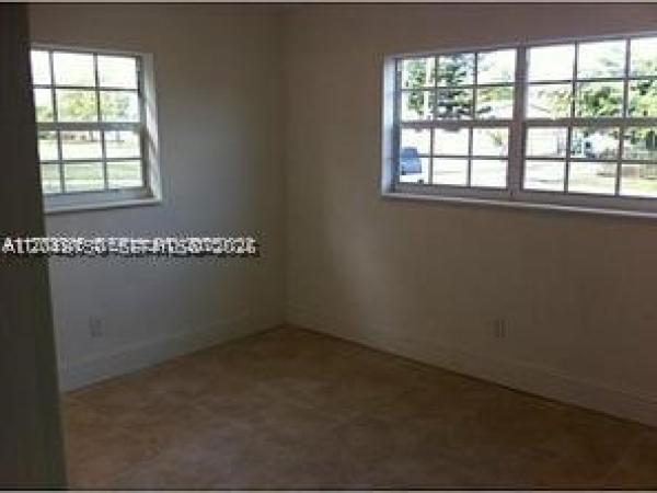 Norwood, 1231 NW 190th St #., Miami Gardens, Florida 33169, image 3
