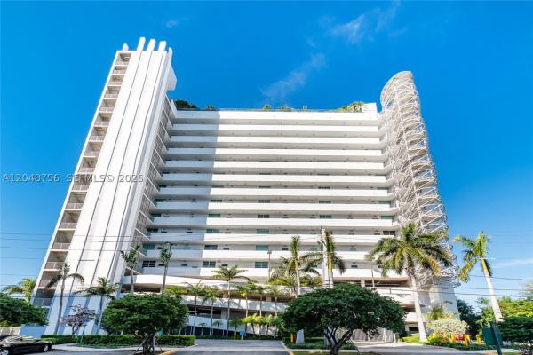 Space 01, 7934 West Dr #1203, North Bay Village, Florida 33141, image 2