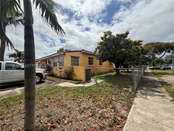 4470 W 1st Ave, Hialeah, Florida 33012, image 2