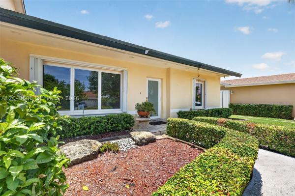 16430 SW 107th Ct, Unincorporated Dade County, Florida 33157, image 3