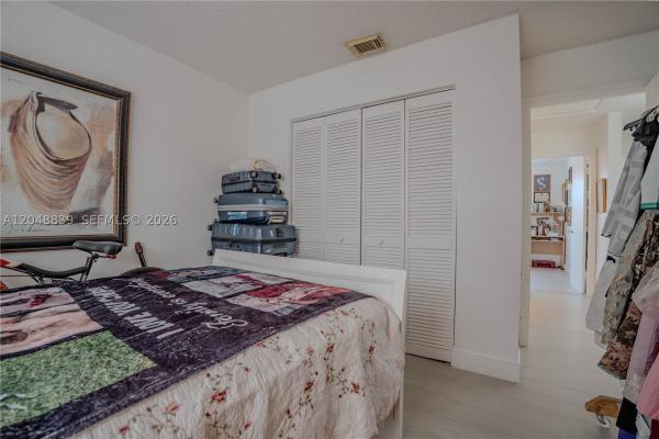 19702 NW 84th Pl, Hialeah, Florida 33015, image 2