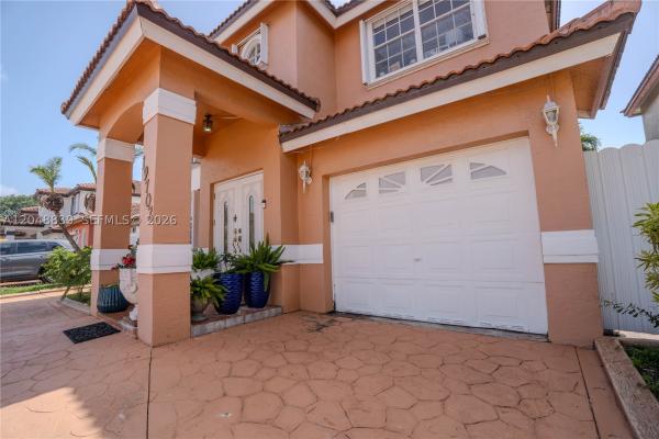 19702 NW 84th Pl, Hialeah, Florida 33015, image 3