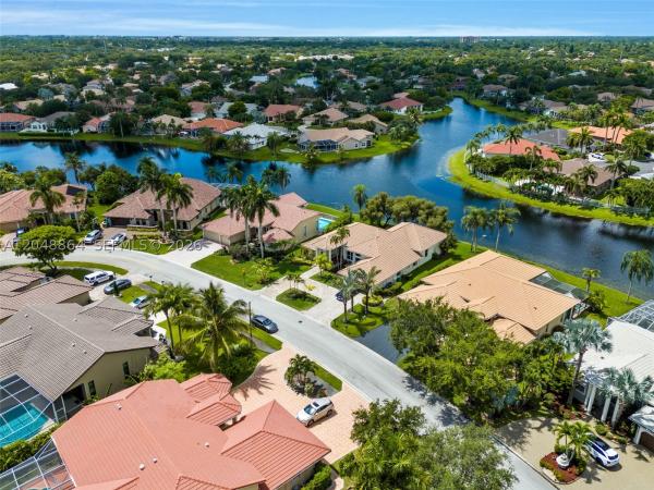 Kensington Commons, 5242 NW 109th Ln, Coral Springs, Florida 33076, image 2