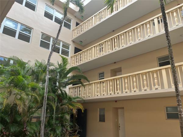 Gulfstream Garden, 410 SE 2nd St #408, Hallandale Beach, Florida 33009, image 2