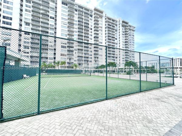 Del Prado, 18021 Biscayne Blvd #702-2, Aventura, Florida 33160, image 2