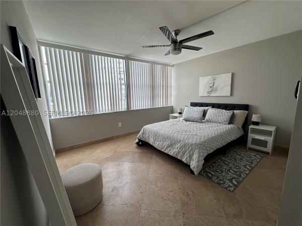 Del Prado, 18021 Biscayne Blvd #702-2, Aventura, Florida 33160, image 1