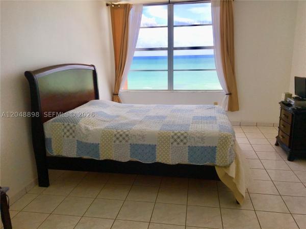 Triton Tower, 2899 Collins Ave #1143, Miami Beach, Florida 33140, image 3