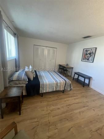 329 SE 2nd St #1-2, Hallandale Beach, Florida 33009, image 2