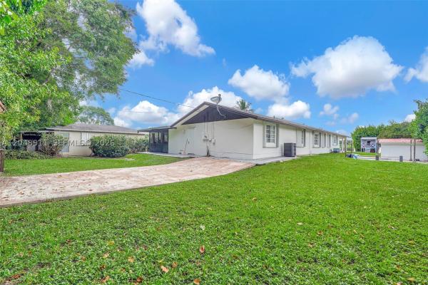 19200 SW 216th St, Unincorporated Dade County, Florida 33170, image 3