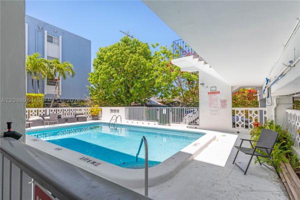 Douglas, 810 Salzedo St #10, Coral Gables, Florida 33134, image 3