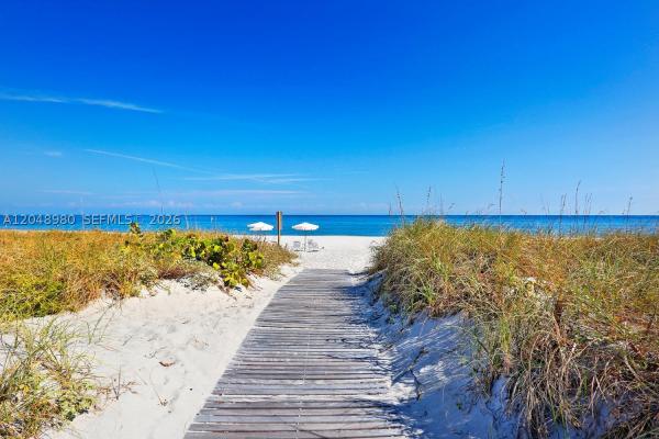 Commodore Club West, 155 Ocean Lane Dr #413, Key Biscayne, Florida 33149, image 3