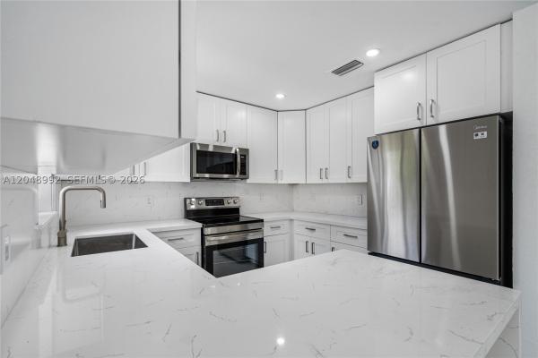 Lloyd Estates, 321 NW 36th St, Oakland Park, Florida 33309, image 2