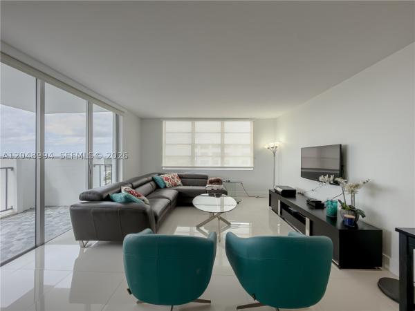 Commodore Plaza Tower, 2750 NE 183rd St #2108, Aventura, Florida 33160, image 3