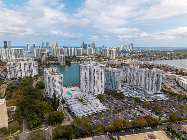 Commodore Plaza Tower, 2750 NE 183rd St #2108, Aventura, Florida 33160, image 1