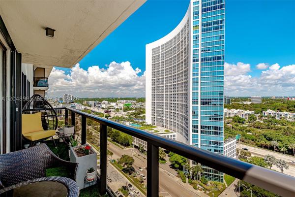 Charter Club, 600 NE 36th St #2018, Miami, Florida 33137, image 2
