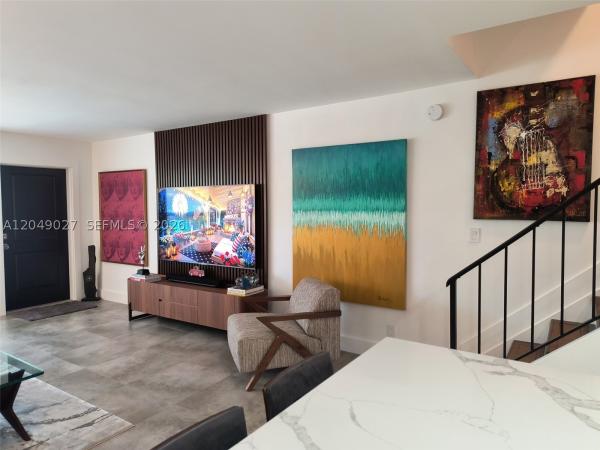 6047 Bayview Dr, Fort Lauderdale, Florida 33308, image 3