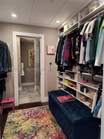 6047 Bayview Dr, Fort Lauderdale, Florida 33308, image 1