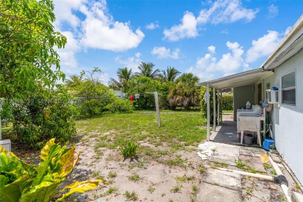 Vista Verde, 20630 NW 37th Ct, Miami Gardens, Florida 33055, image 2