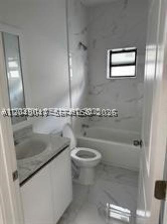 1717 NW 70th St, Unincorporated Dade County, Florida 33147, image 2