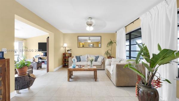 Ponce De Leon, 540 NW 14th St, Homestead, Florida 33030, image 2