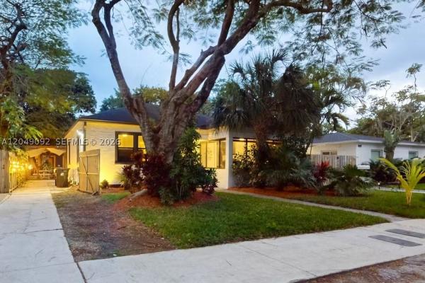 Poinciana Park, 416 SE 19th St, Fort Lauderdale, Florida 33316, image 2