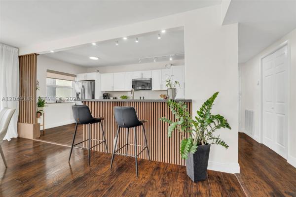Hillcrest, 3800 Hillcrest Dr #422, Hollywood, Florida 33021, image 3