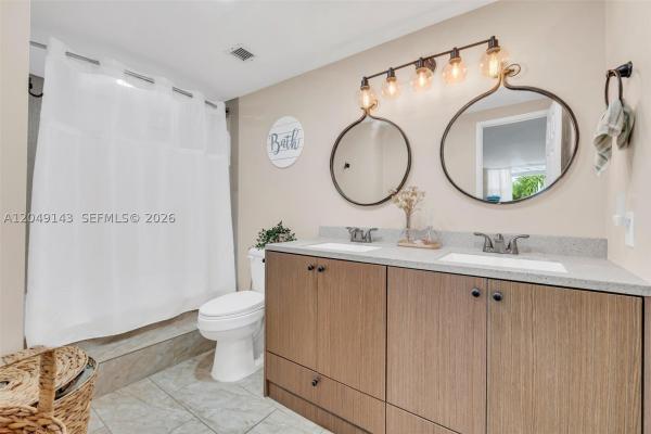 Hillcrest, 3800 Hillcrest Dr #422, Hollywood, Florida 33021, image 2