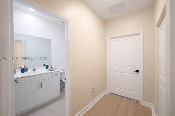 323 NE 208th Ter, Unincorporated Dade County, Florida 33179, image 2