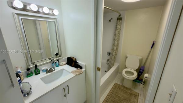 Plaza Of The Americas, 16909 N Bay Rd #907, Sunny Isles Beach, Florida 33160, image 3