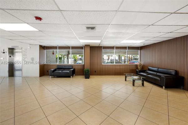 Gateway House South, 16710 NE 9th Ave #706, North Miami Beach, Florida 33162, image 3