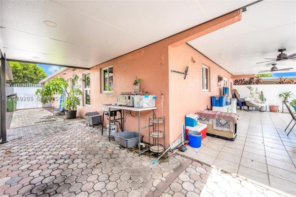 Yaira, 7256 W 34th Ln, Hialeah, Florida 33018, image 3