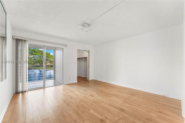 Martinique Village, 4301 Martinique Cir #H2, Coconut Creek, Florida 33066, image 2