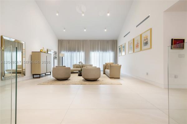 Cocoplum, 7180 E Lago Dr, Coral Gables, Florida 33143, image 1
