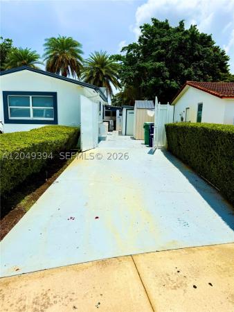9675 SW 19th St, Unincorporated Dade County, Florida 33165, image 2