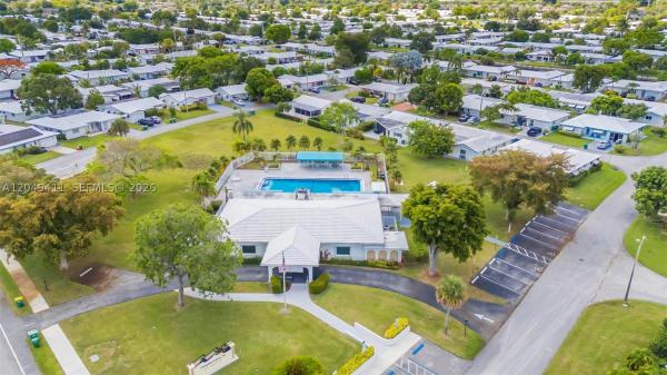 Westwood 17, 7211 NW 76th St, Tamarac, Florida 33321, image 3