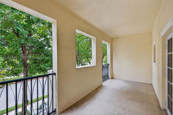 Orchid Grove, 704 SW 1st Ave, Pompano Beach, Florida 33060, image 3