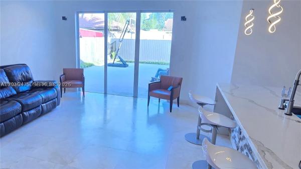 Floridian Bay Estates, 2105 NE 40th Ave, Homestead, Florida 33033, image 3