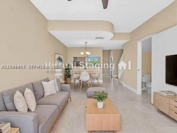 Coconuts, 60 Key West Ct, Weston, Florida 33326, image 2