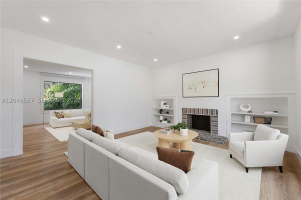 Royal Palm Villas, 7111 SW 63rd Ave, South Miami, Florida 33143, image 2