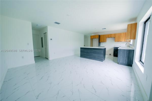 1112 NW 81st St, Unincorporated Dade County, Florida 33150, image 3