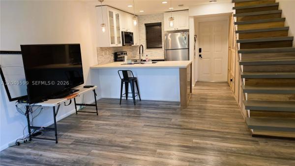 The Oaks, 3130 Bird Ave #4, Miami, Florida 33133, image 2