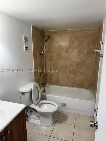 8511 NW 8th St #303, Unincorporated Dade County, Florida 33126, image 2