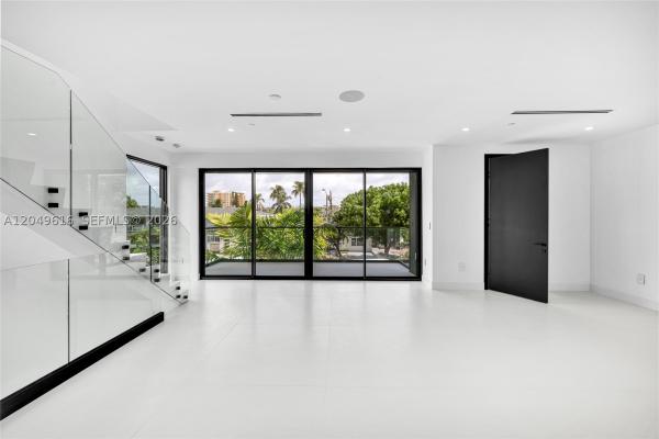 3220 NE 7th St, Pompano Beach, Florida 33062, image 2