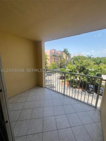 The Yacht Club At Aventura, 19601 E Country Club Dr #7405, Aventura, Florida 33180, image 3
