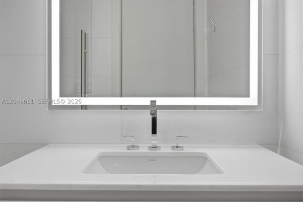 300 Biscayne Boulevard Way #4808W, Miami, Florida 33131, image 1