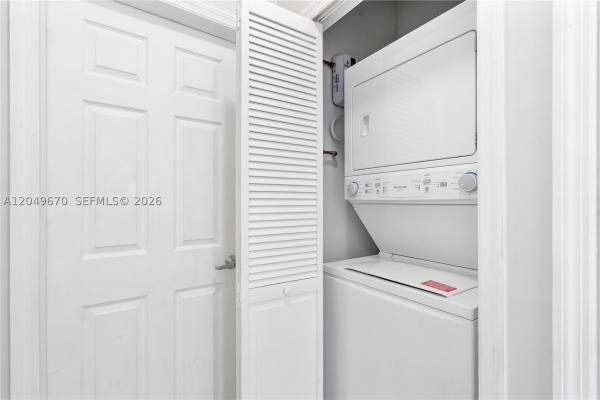 4390 E 10th Ave, Hialeah, Florida 33013, image 1